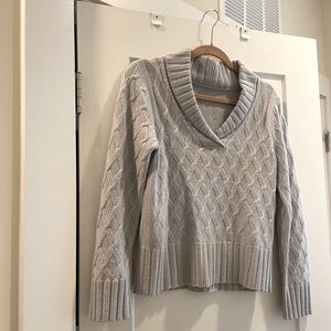 Light blue 100 percent cashmere sweater